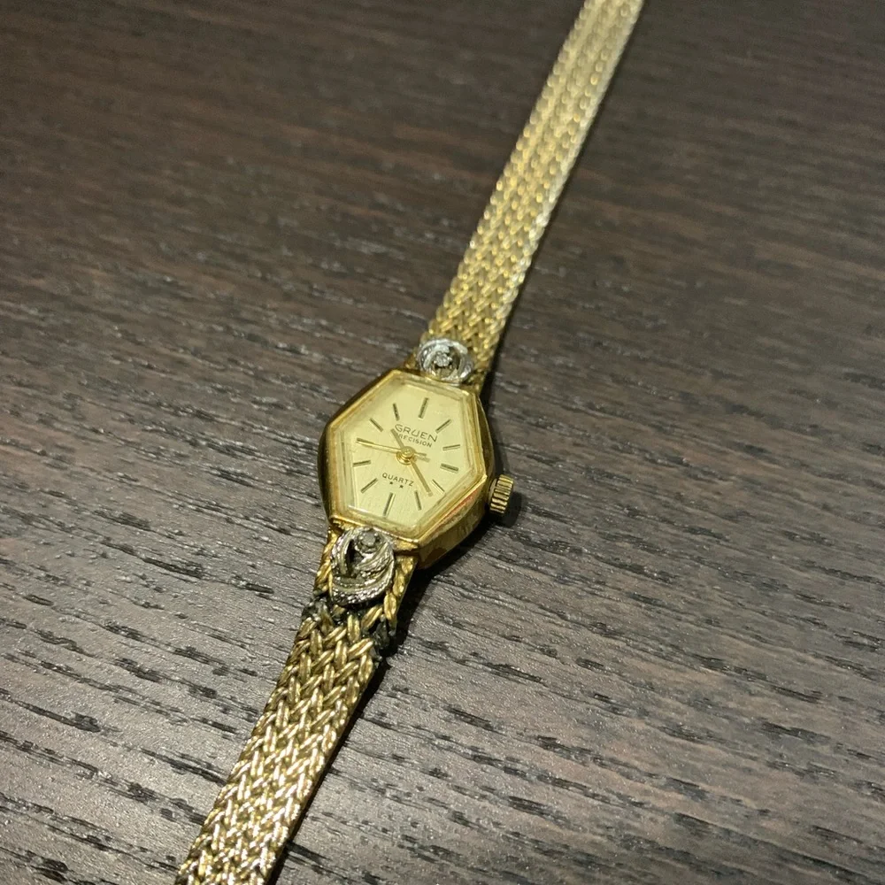 Gruen | Accessories | Vintage Gruen Precision Quartz Womens  display picture 1